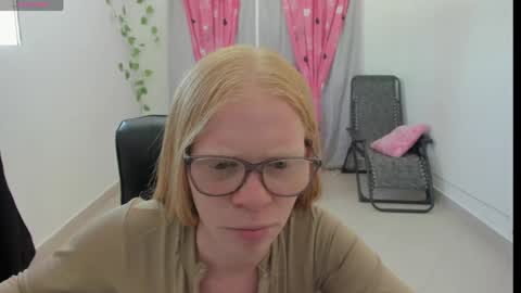 Blanca online show from April 18, 2026, 5:39 pm