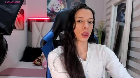 ale_noah_xxx online show from January 24, 2025, 5:10 am