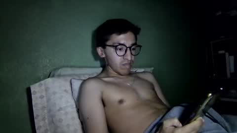 aleexrune online show from December 22, 2025, 3:47 am