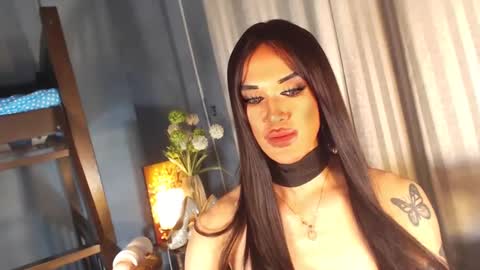 aleinacroft online show from February 9, 2025, 4:07 pm