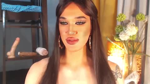 aleinacroft online show from March 3, 2025, 6:48 am