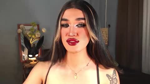 aleinacroft online show from September 29, 2025, 8:19 am