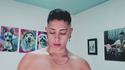 Alejandra online show from December 20, 2024, 5:04 am