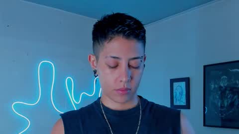 Alejandra online show from October 24, 2025, 1:46 am