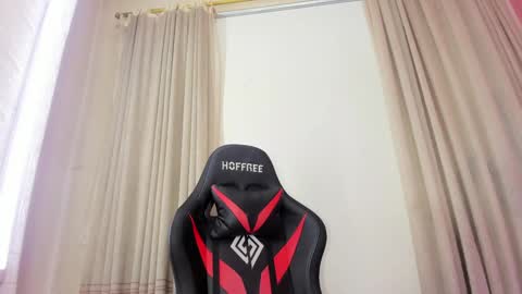 Aleja Hill online show from December 15, 2024, 10:15 pm