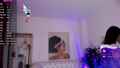 Alejandra online show from December 19, 2024, 11:39 am