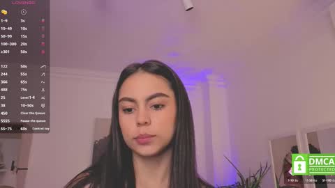 Alejandra online show from October 2, 2025, 11:50 am