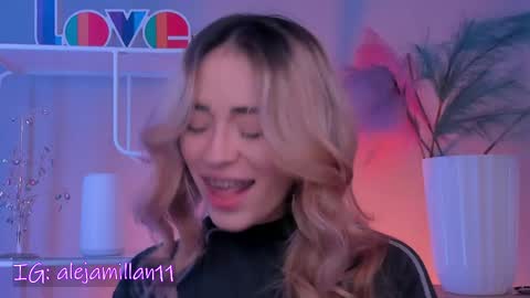 Snapshot of alejamillan1 chatting on June 2, 2026, 4:03 am night GTM -5 online show from June 2, 2026, 4:03 am