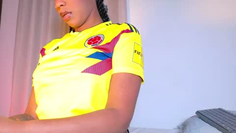 alejandra_dunn1 online show from June 20, 2026, 9:17 pm