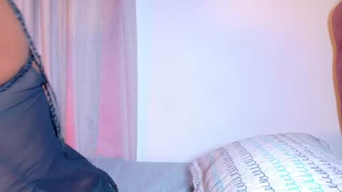 alejandra_dunn1 online show from June 27, 2026, 2:05 am