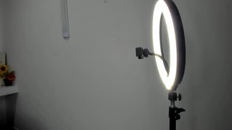 Snapshot of alejandra_james chatting on May 5, 2026, 11:18 am ALEJANDRA JAMES online show from May 5, 2026, 11:18 am