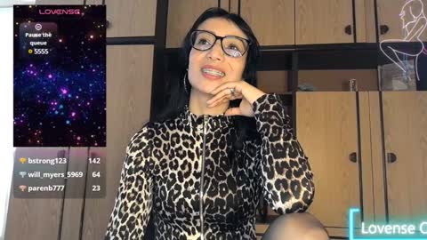 Snapshot of alejandracherry_ chatting on January 26, 2025, 1:04 pm Alejandra online show from January 26, 2025, 1:04 pm