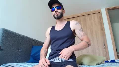 Alejandro Hernndez online show from February 16, 2025, 4:42 pm