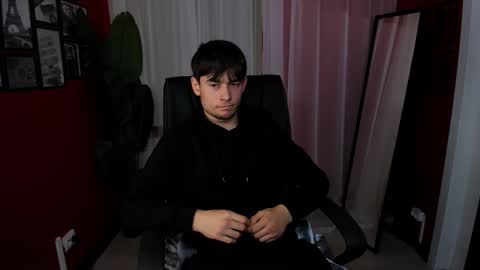 Alejandro online show from November 19, 2025, 8:20 pm