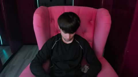 Alejandro online show from March 3, 2026, 10:21 am