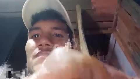 alejandro_miuller online show from May 16, 2026, 10:36 am