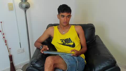 Snapshot of alejandro_williams chatting on June 12, 2026, 7:02 pm Alejandro williams online show from June 12, 2026, 7:02 pm