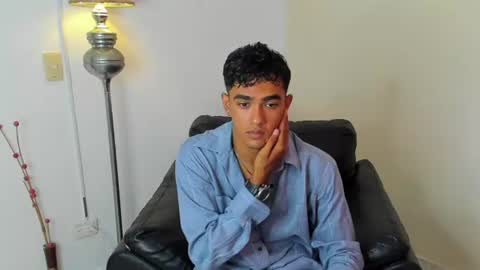 Snapshot of alejandro_williams chatting on June 13, 2026, 7:23 pm Alejandro williams online show from June 13, 2026, 7:23 pm