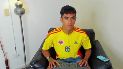 Snapshot of alejandro_williams chatting on June 17, 2026, 5:47 pm Alejandro williams online show from June 17, 2026, 5:47 pm
