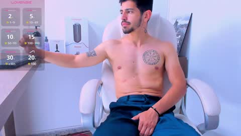 Alejo  online show from January 14, 2025, 8:59 pm