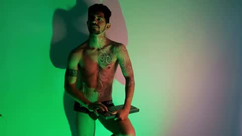 Alejo  online show from February 14, 2025, 1:34 am