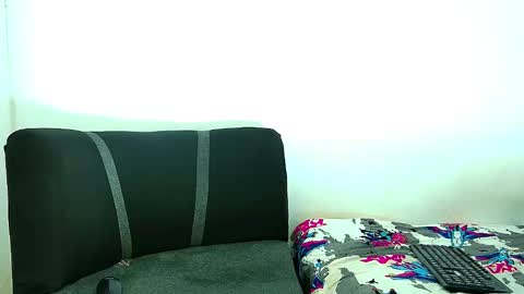 alejo_21cm online show from December 4, 2024, 10:24 am