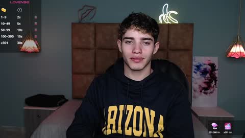 ALejoo Saenz online show from December 3, 2024, 5:55 pm