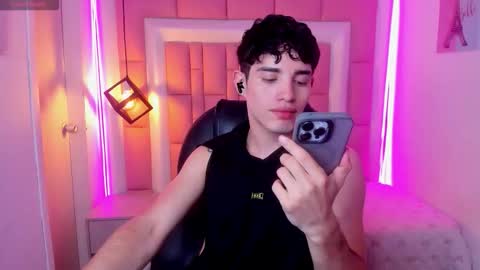 ALejoo Saenz online show from March 4, 2026, 12:11 pm