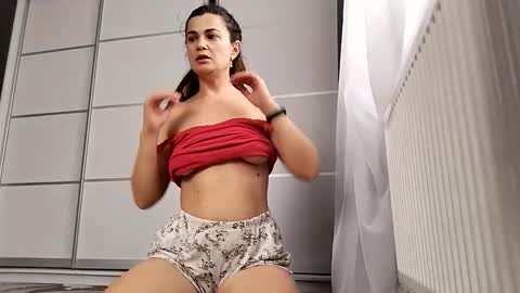 Snapshot of aleksafalii chatting on November 26, 2025, 11:22 am aleksafalii online show from November 26, 2025, 11:22 am