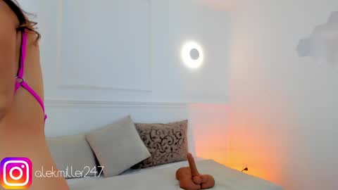 Snapshot of aleksandra_miller chatting on March 7, 2025, 12:23 pm Aleksandra online show from March 7, 2025, 12:23 pm