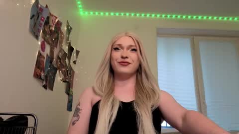 Snapshot of alena_dubai chatting on May 28, 2026, 6:10 am ALENA INDEPENDENT MODEL online show from May 28, 2026, 6:10 am