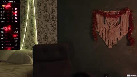 Alena online show from January 4, 2025, 7:02 pm