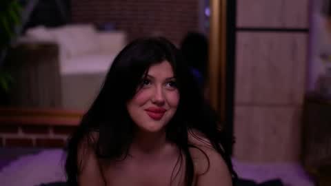 Snapshot of alenacapricious chatting on May 12, 2026, 6:16 pm alenacapricious online show from May 12, 2026, 6:16 pm
