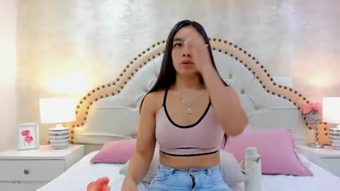 Snapshot of alenacoleman chatting on June 26, 2026, 1:37 pm ALENA online show from June 26, 2026, 1:37 pm