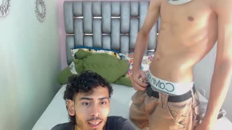 ALENDERS online show from September 15, 2025, 11:49 pm