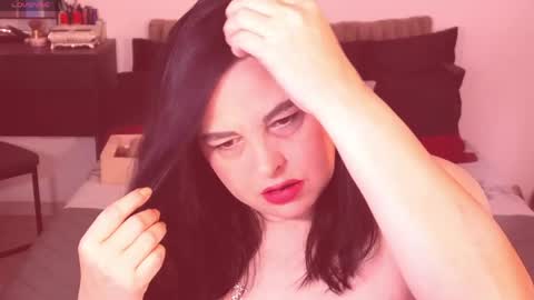 Snapshot of alenni chatting on June 10, 2026, 3:07 am Alenni online show from June 10, 2026, 3:07 am