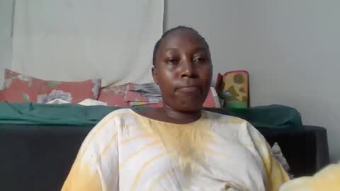 Noreen Kennth and Emilly online show from October 23, 2025, 7:12 pm