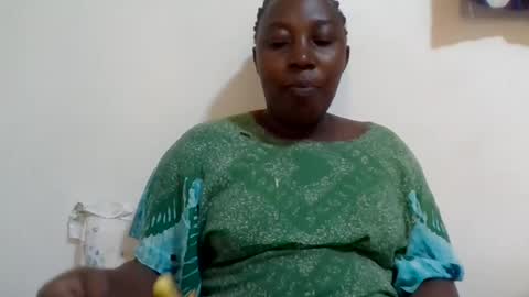 Snapshot of alesha_ chatting on June 25, 2026, 6:01 pm Noreen Kennth and Emilly online show from June 25, 2026, 6:01 pm