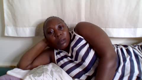 Snapshot of alesha_ chatting on July 19, 2026, 5:27 pm Noreen Kennth and Emilly online show from July 19, 2026, 5:27 pm