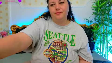 alesha_arabian_ online show from April 15, 2026, 2:18 am