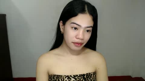 Snapshot of alesha_vibe_me chatting on January 13, 2025, 5:23 am alesha_vibe_me online show from January 13, 2025, 5:23 am