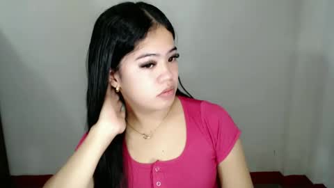 Snapshot of alesha_vibe_me chatting on March 10, 2025, 6:05 am alesha_vibe_me online show from March 10, 2025, 6:05 am