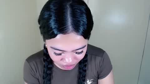 alesha_vibe_me online show from August 4, 2026, 1:57 pm