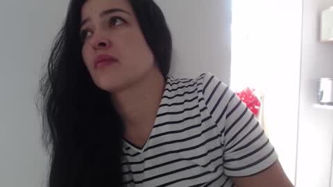 Aleska online show from November 19, 2025, 4:07 pm