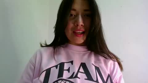 QUEEN OFF MILk  IM BACK  15 NOV online show from April 17, 2026, 8:34 pm