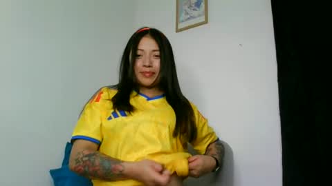 Snapshot of aleska_dollx chatting on June 24, 2026, 12:31 am QUEEN OFF MILk IM BACK 15 NOV online show from June 24, 2026, 12:31 am