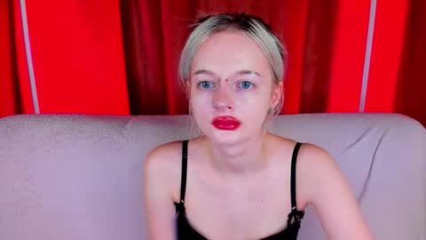 alessakiss online show from March 16, 2026, 2:06 am