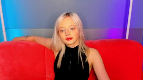 Snapshot of alessakiss chatting on June 19, 2026, 2:05 am alessakiss online show from June 19, 2026, 2:05 am