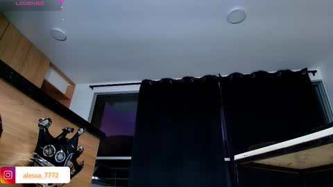 Alessandra online show from November 21, 2025, 10:36 am