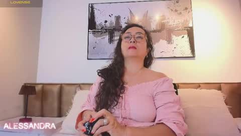 Alessandra online show from April 18, 2026, 12:20 pm